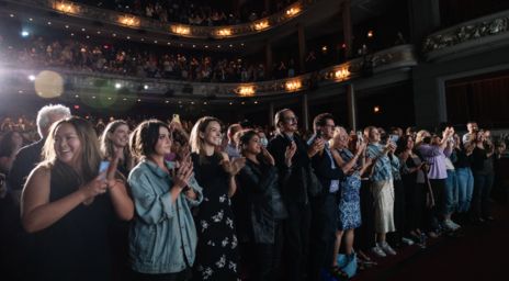 Public en ovation à la projection d’un film du Festival international du film de Toronto